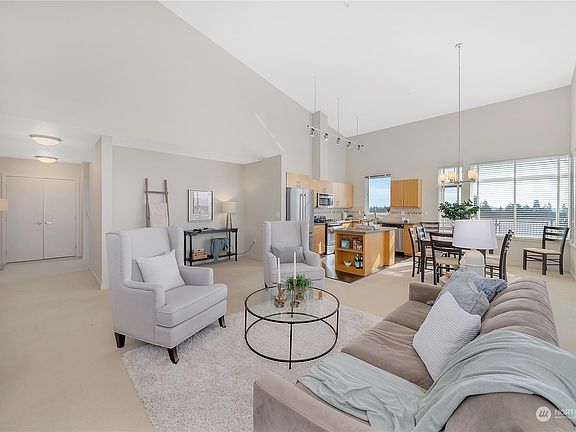 5th image of 15100 6th Avenue SW #721