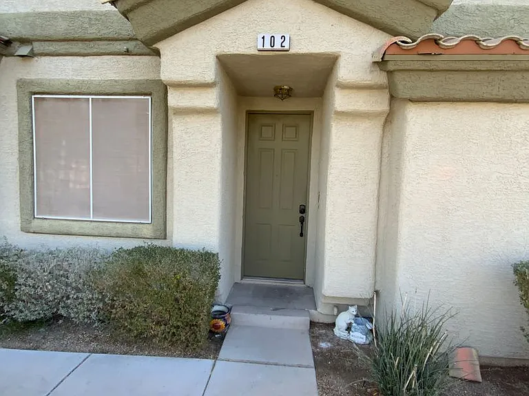 6321 Lorne Green Ave #102 — Photo 2