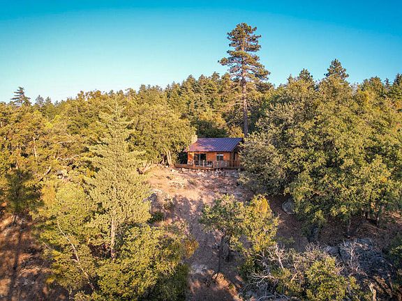 4th image of 24930 Pine Cove Rd