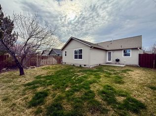 3427 SW Indian Pl, Redmond, OR 97756