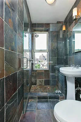 Rented by Mirador Real Estate | media 21
