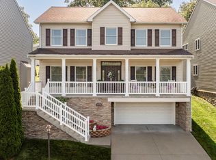 106 Casey Ln, Morgantown, WV 26508