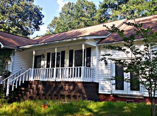 40 Doe Dr, Seale, AL 36875