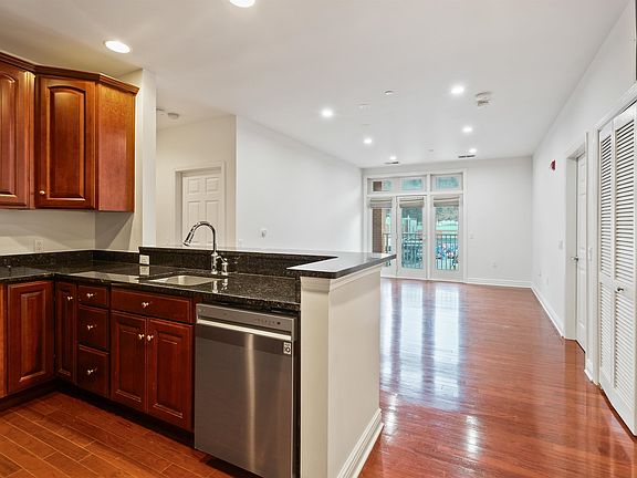 2nd image of 7400 River Rd APT 317