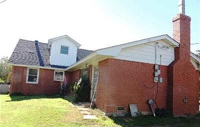 2nd image of 2709 Kent Dr