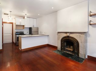106 Perry St APT 2, New York, NY 10014