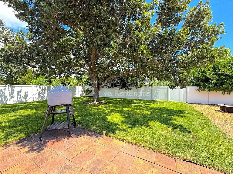 1309 SE 37th Ter — Photo 22