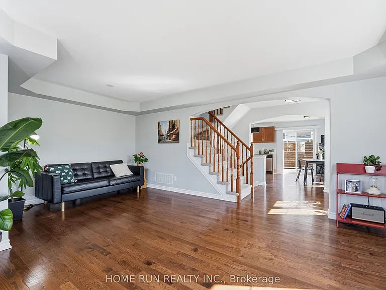 253 Cayman Rd — Photo 15