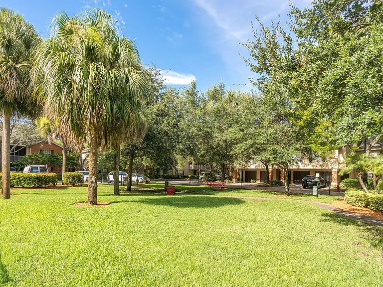 IMT Boynton Beach — Photo 18