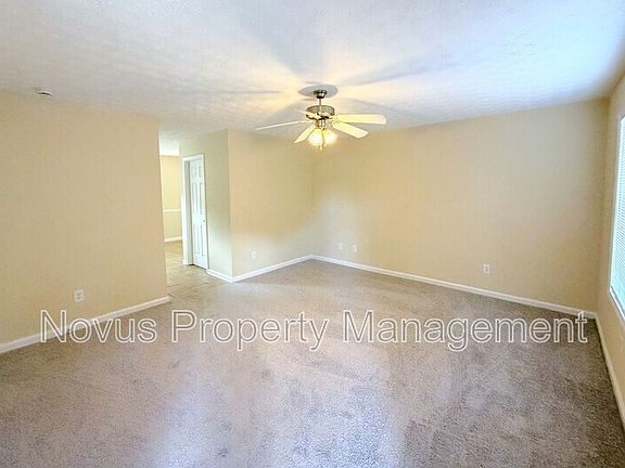 3rd image of 533 Lawson St