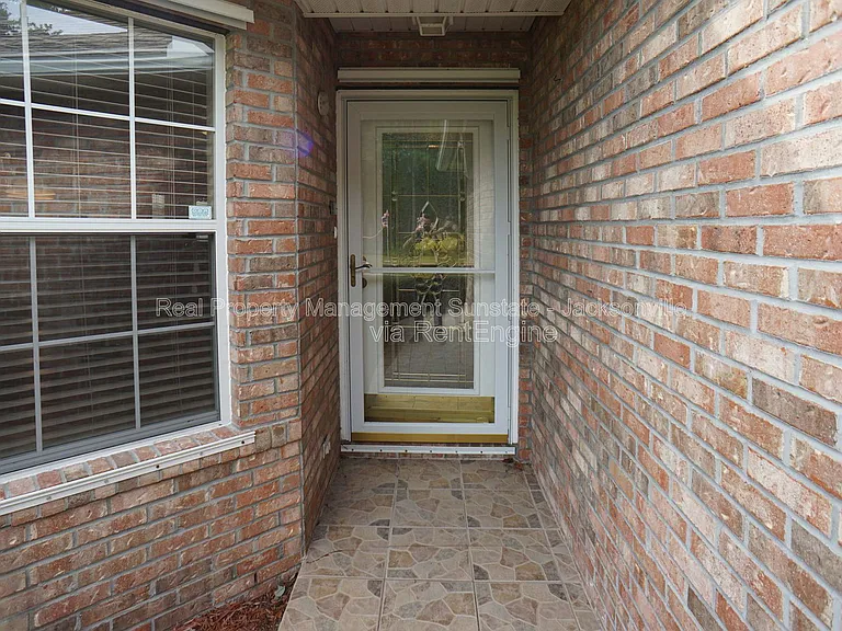1721 Keswick Rd — Photo 3