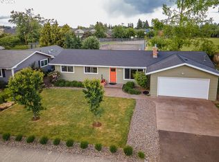 4304 5th St, Hubbard, OR 97032