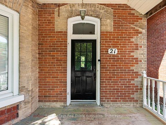 3rd image of 21 Peace St