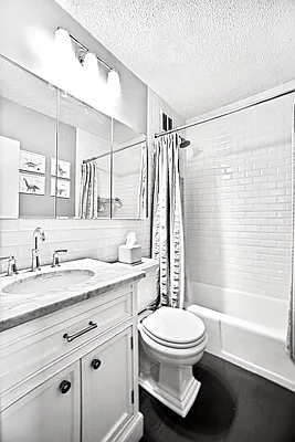 Sold by Maxwell Jacobs | media 13