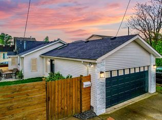 22432 Maple St, Saint Clair Shores, MI 48081