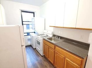 15 E 18th St #B9, Brooklyn, NY 11226
