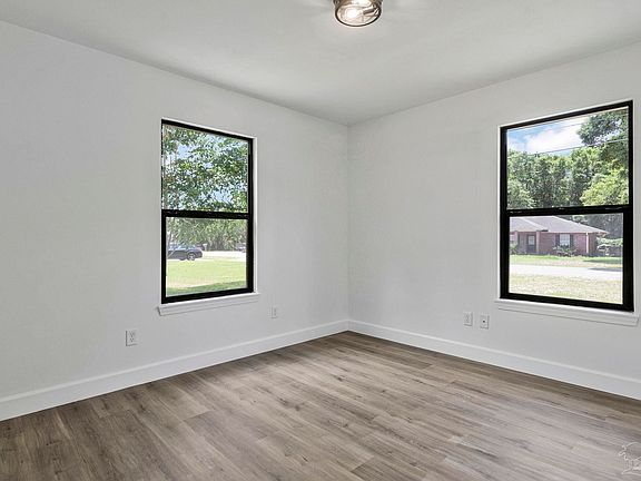 5th image of 5141 Westport Dr
