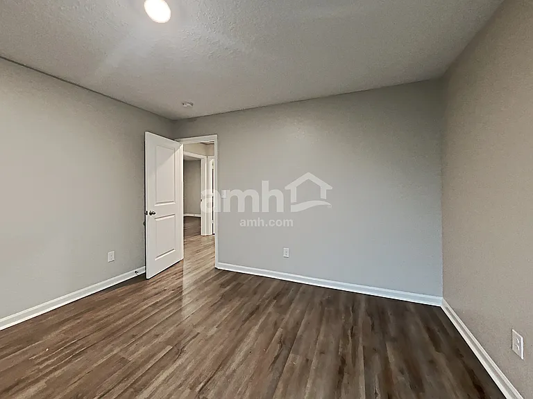 3315 Ridge Hill Pkwy — Photo 15