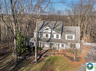 9040 Airfield Ct, Kempton, PA 19529