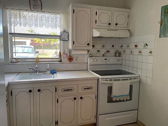 5th image of 3506 SW Natura Blvd APT B