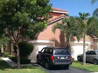 3642 San Simeon Cir, Fort Lauderdale, FL 33331