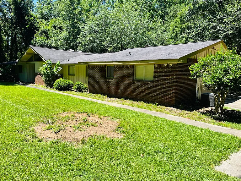 163 Old Norton Rd — Photo 3