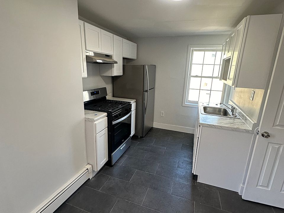 1st image of 55 Thompson St #2L