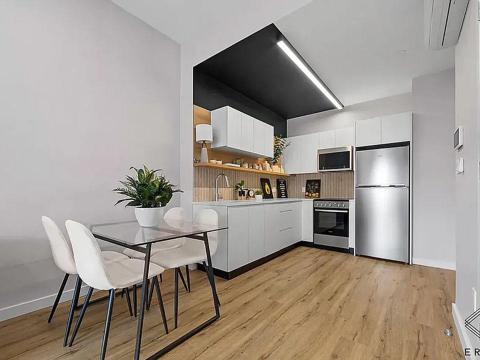 2nd image of 219 Lenox Rd APT 5B