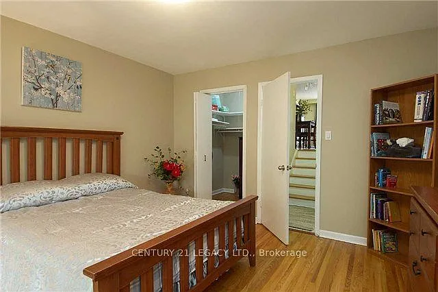 130 Surbray Grv S — Photo 10