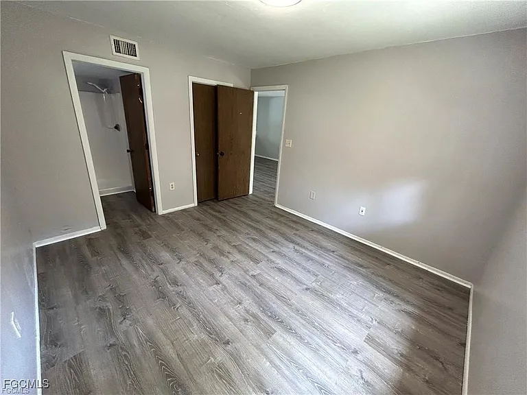 2690 Park Windsor Dr #601 — Photo 7
