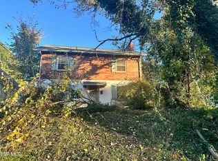 120 E 11th Ave, Johnson City, TN 37601