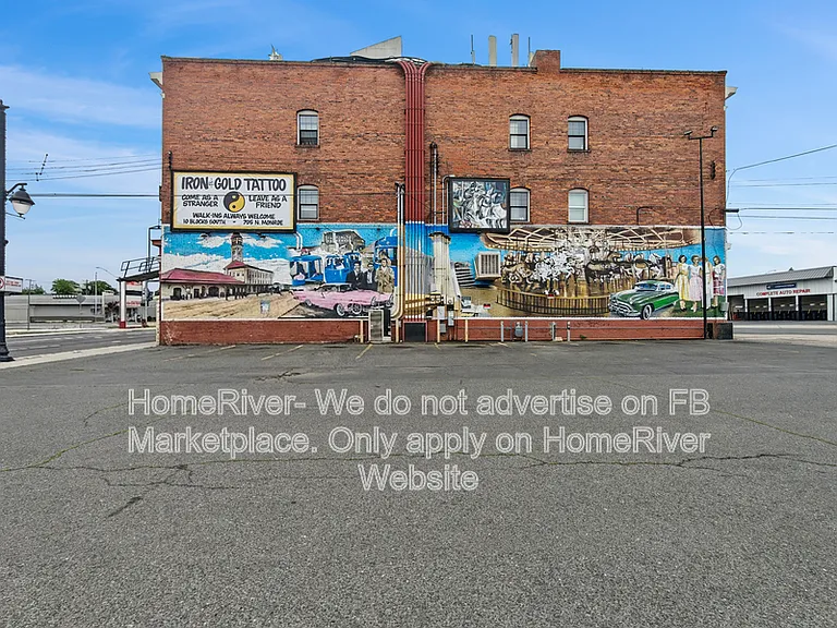1911 N Monroe St #D — Photo 15