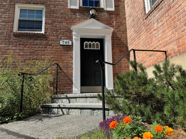 745 North Broadway #1A, Hastings-on-Hudson, NY 10706