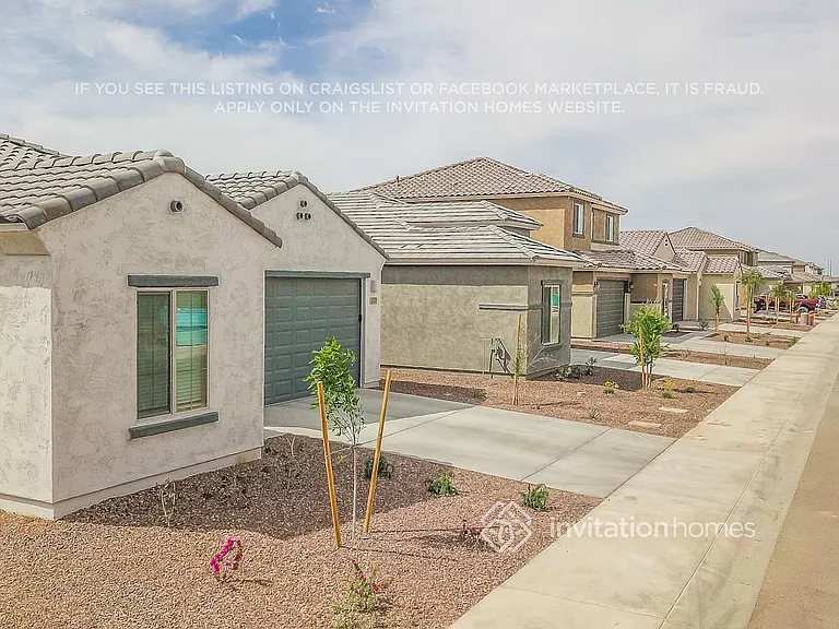 25357 W Chipman Rd — Photo 18