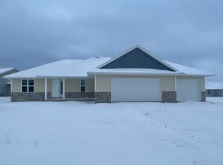 4525 Paul Ct, Green Bay, WI 54313