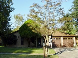 6722 Canyon Way Dr, Houston, TX 77086