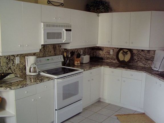3rd image of 1520 Clermont Dr Unit 104