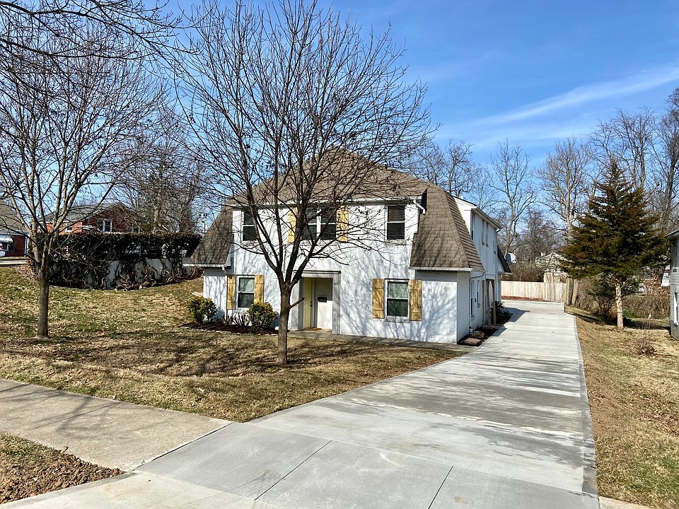 This home is a 4 plex. 1603 is on the bottom right.
