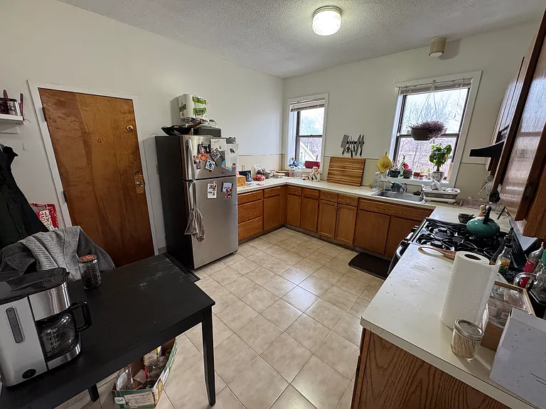 1013 State St #3 — Photo 16
