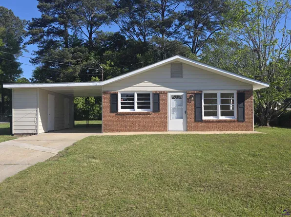 201 Sonja Dr, Warner Robins, GA 31088