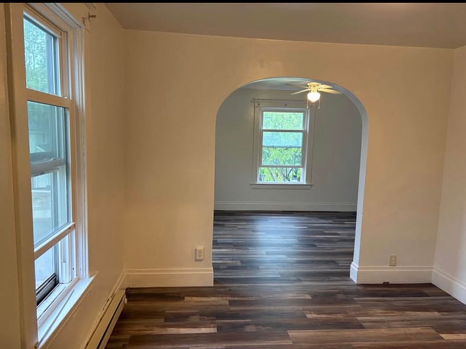 1st image of 15-17 Straight Ave NW #17-2