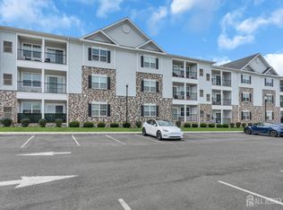 631 Marion Ln, Monroe Township, NJ 08831