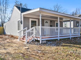 2400 W High St, Springfield, MO 65803