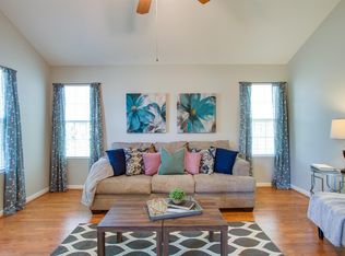 1462 Rochester Dr, Murfreesboro, TN 37130