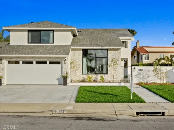 20942 Queens Park Ln, Huntington Beach, CA 92646
