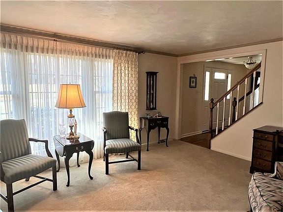3rd image of 3975 Murry Highlands Cir