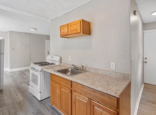 6 Hammond St APT 1, Worcester, MA 01610