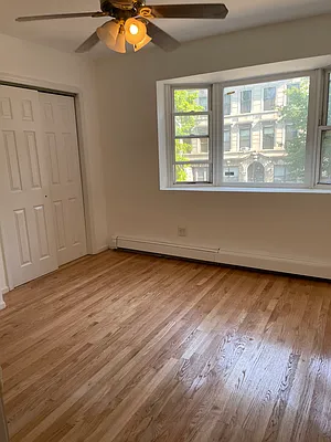 Rented by Moving Forward Real Estate NYC | media 36