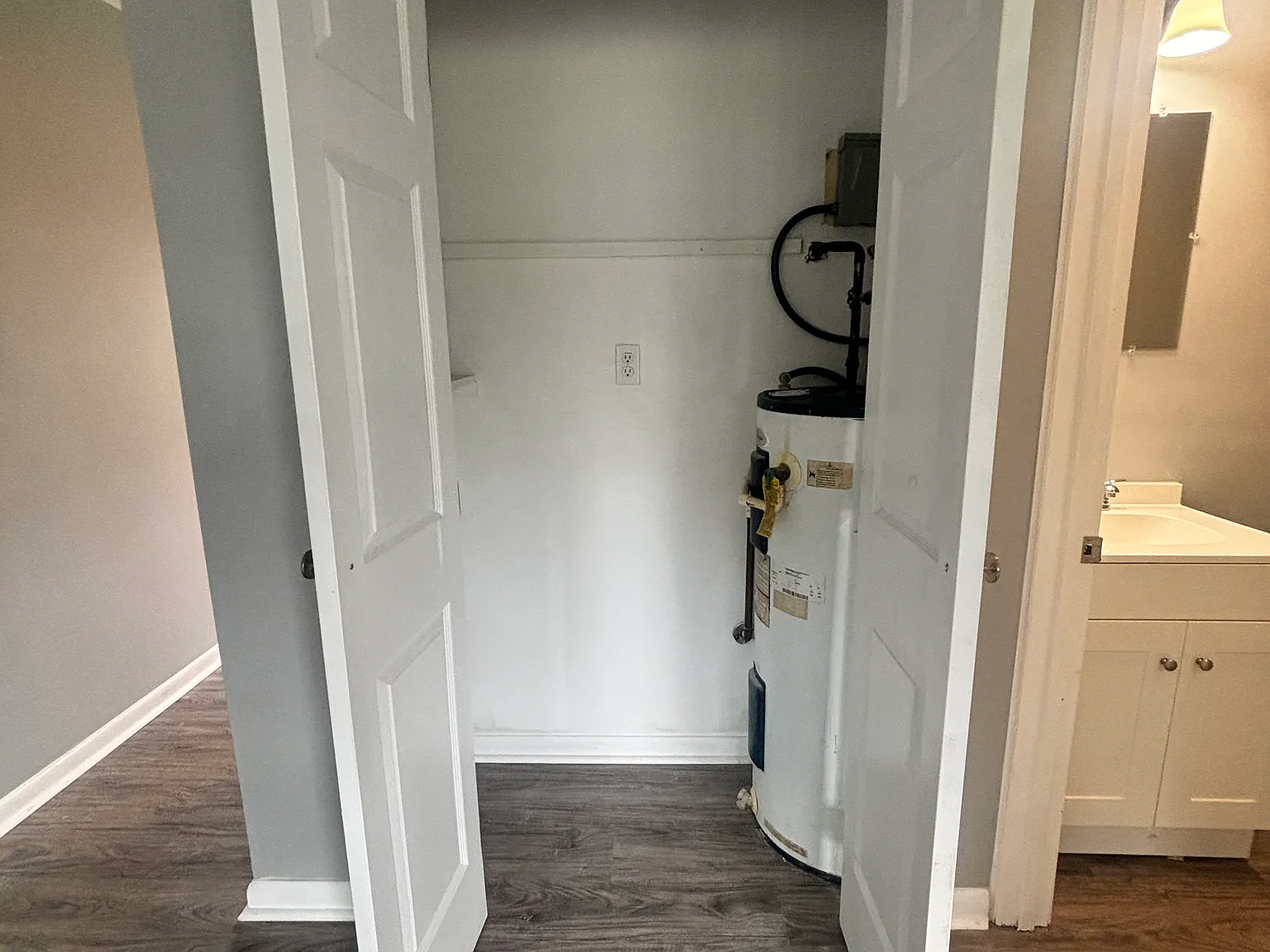 2 bed, 835 sqft, $850 — Photo 4
