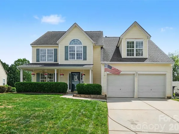 7720 Shiny Meadow Ln, Charlotte, NC 28215